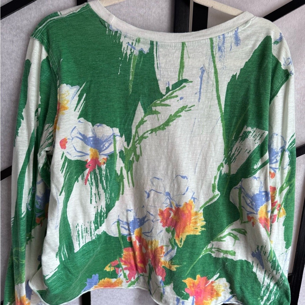Maeve Fresh White and Green Long Sleeve Crop Tshirt - Picture 2 of 4